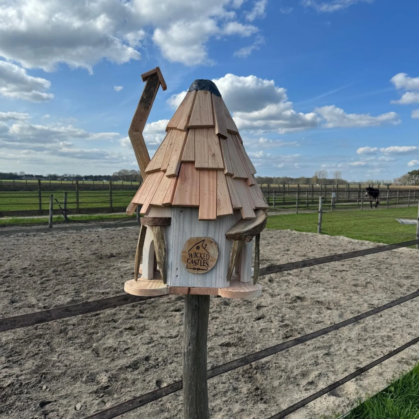 Sprookjesachtige brievenbus
