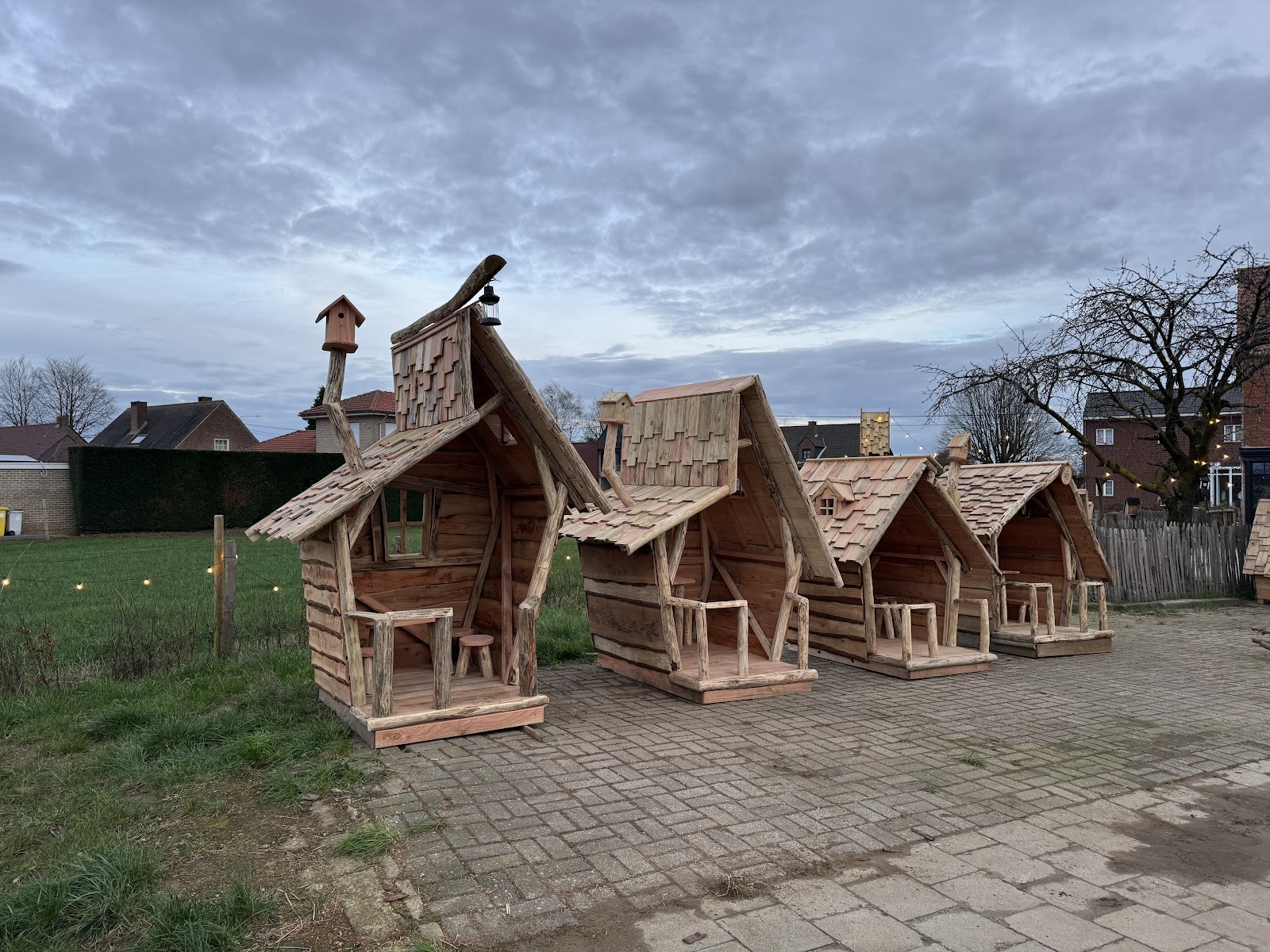 Houten hondenhok